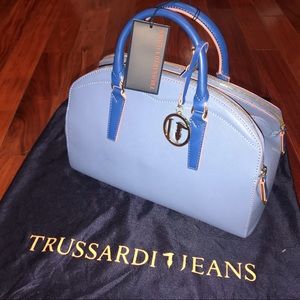 NWT Trussardi Dome Handbag💙